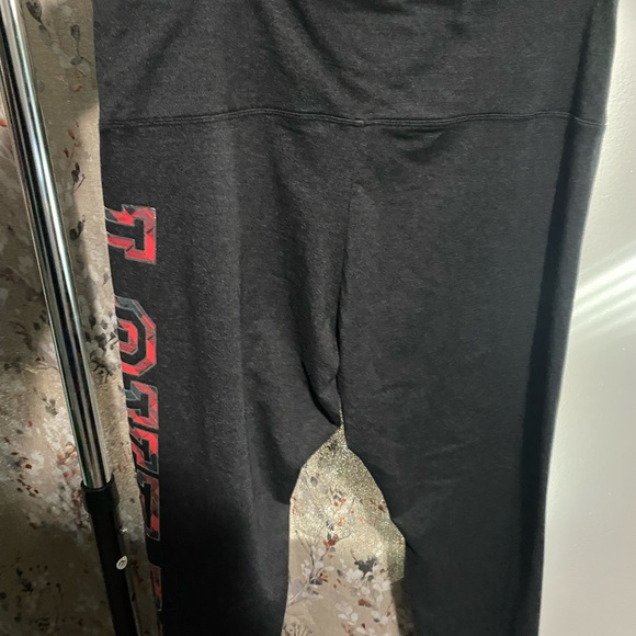 Victoria secret leggings XL   New condition never worn - Picture 2 of 4